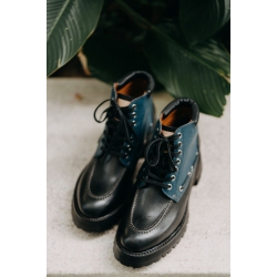 Black Boots 1